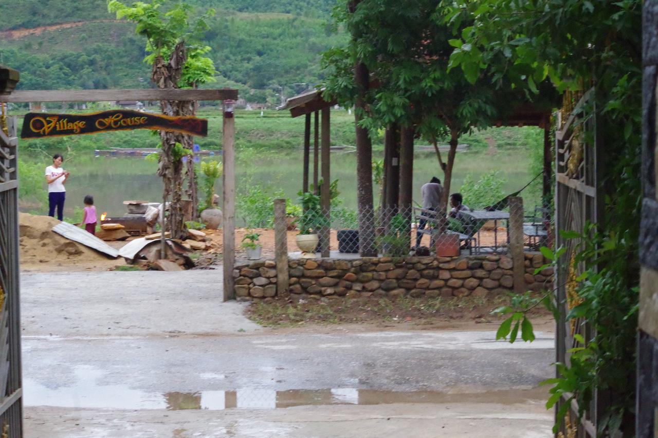 Phong Nha Village House ภายนอก รูปภาพ